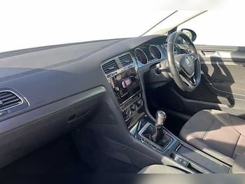 Used Volkswagen Golf 2019 for sale - 79619899: Photo