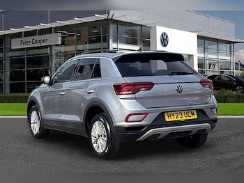 Used Volkswagen T-Roc 2023 for sale - 78069792: Photo