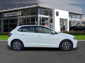 Used Volkswagen Polo 2024 for sale - 75891112: Photo