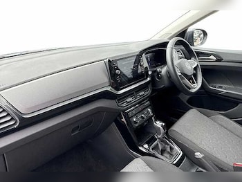 Used Volkswagen T-Cross 2025 for sale - 77897764: Photo