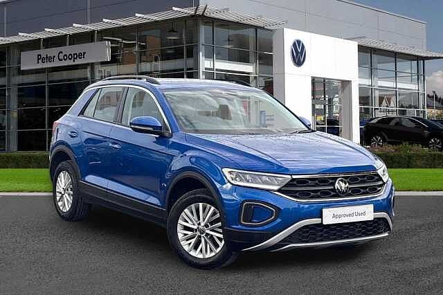 Used Volkswagen T-Roc 2023 for sale - 76304971: Photo 1