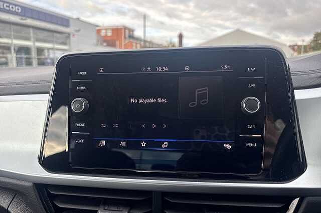 Used Volkswagen T-Roc 2023 for sale - 76304971: Photo 13