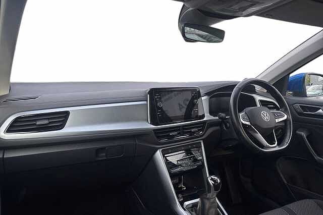 Used Volkswagen T-Roc 2023 for sale - 76304971: Photo 2