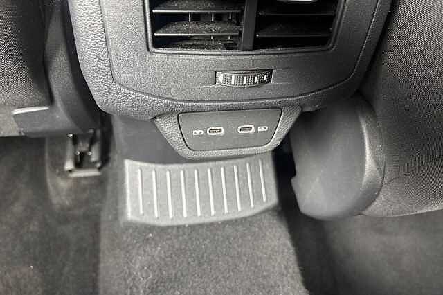 Used Volkswagen T-Roc 2023 for sale - 76304971: Photo 32