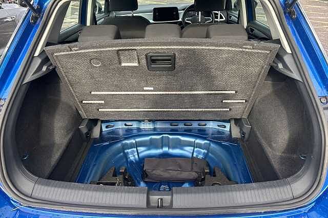 Used Volkswagen T-Roc 2023 for sale - 76304971: Photo 33