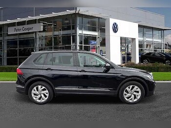 Used Volkswagen Tiguan 2021 for sale - 75995157: Photo