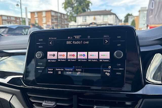 Used Volkswagen T-Roc 2025 for sale - 76536447: Photo 13