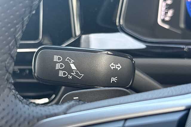 Used Volkswagen T-Roc 2025 for sale - 76536447: Photo 33