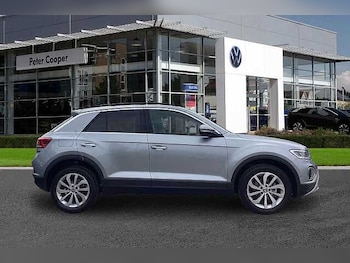 Used Volkswagen T-Roc 2026 for sale - 78201759: Photo
