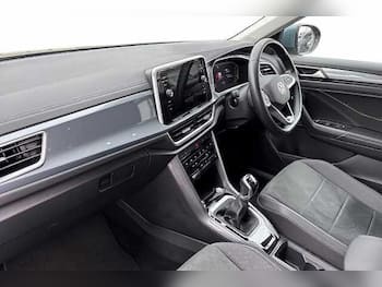 Used Volkswagen T-Roc 2024 for sale - 79335166: Photo