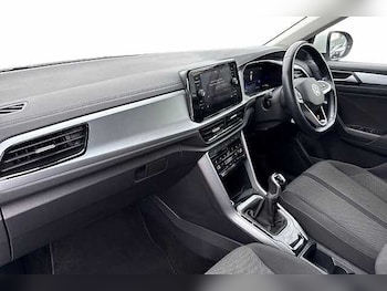 Used Volkswagen T-Roc 2022 for sale - 78659338: Photo