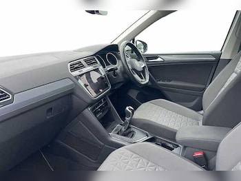 Used Volkswagen Tiguan 2022 for sale - 77140494: Photo