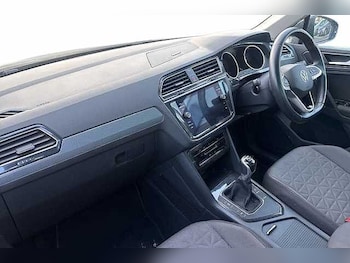 Used Volkswagen Tiguan 2022 for sale - 77558451: Photo