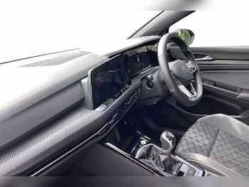 Used Volkswagen Golf 2023 for sale - 79330357: Photo