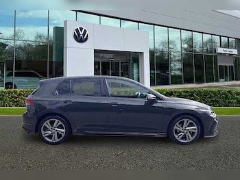 Used Volkswagen Golf 2023 for sale - 79330357: Photo