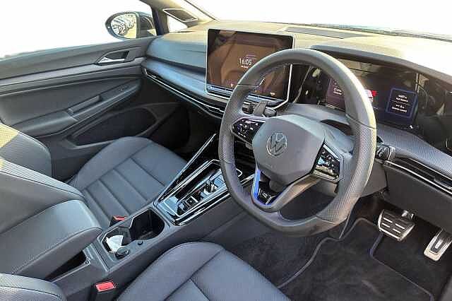 Used Volkswagen Golf 2025 for sale - 76324327: Photo 6