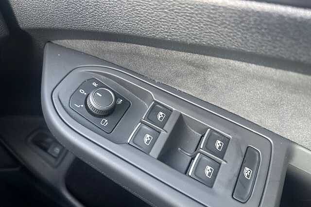 Used Volkswagen Golf 2023 for sale - 77228176: Photo 31