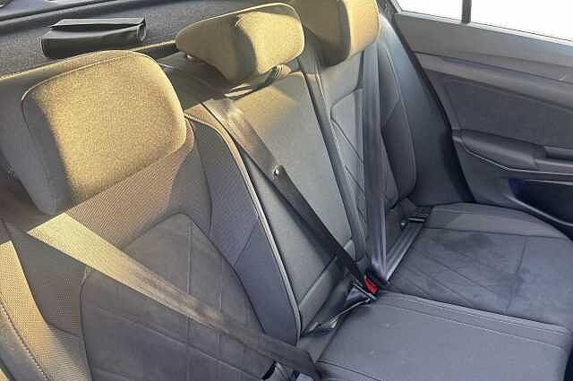 Used Volkswagen Golf 2023 for sale - 77228176: Photo 8