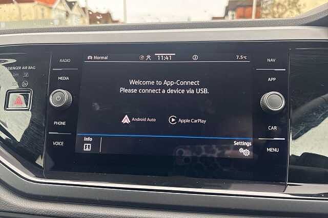 Used Volkswagen Taigo 2023 for sale - 76784840: Photo 25