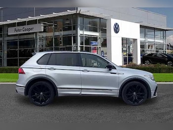 Used Volkswagen Tiguan 2024 for sale - 77656110: Photo