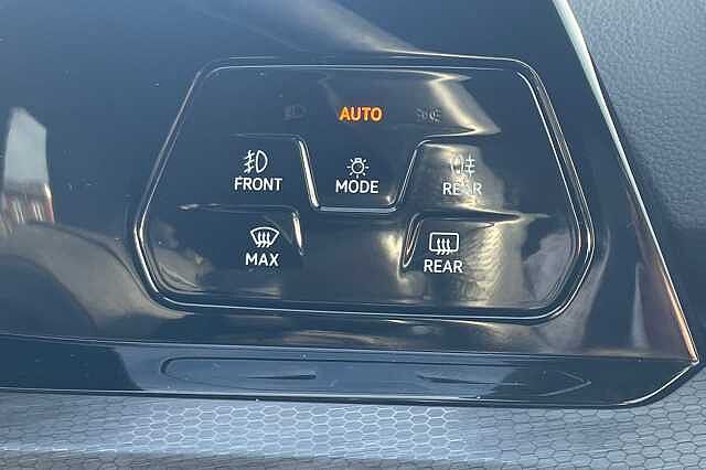 Used Volkswagen Golf 2023 for sale - 76357485: Photo 33