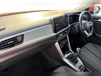 Used Volkswagen T-Roc 2022 for sale - 75474998: Photo