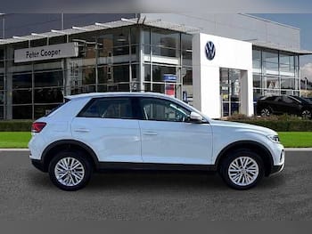 Used Volkswagen T-Roc 2023 for sale - 79690870: Photo