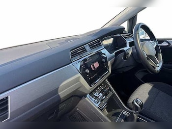 Used Volkswagen Touran 2023 for sale - 79476984: Photo