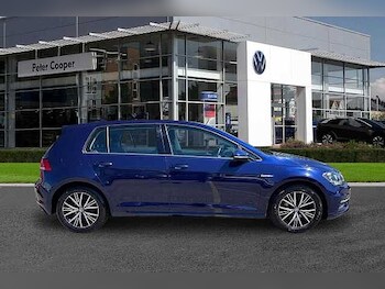 Used Volkswagen Golf 2018 for sale - 78427091: Photo