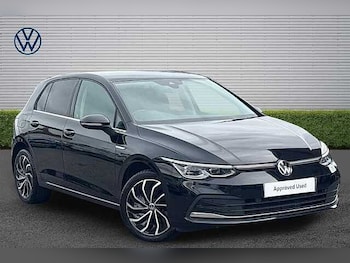 Used Volkswagen Golf 2023 for sale - 78018118: Photo