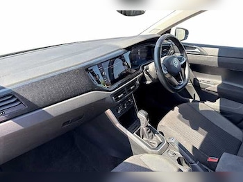 Used Volkswagen Polo 2023 for sale - 79296405: Photo