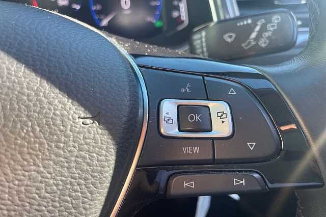 Used Volkswagen T-Roc 2021 for sale - 76211458: Photo 17