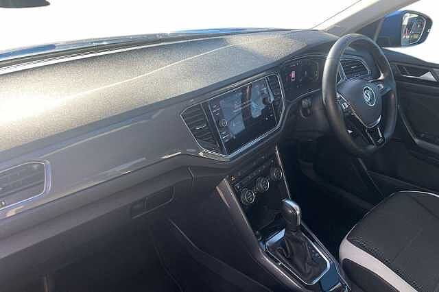 Used Volkswagen T-Roc 2021 for sale - 76211458: Photo 2