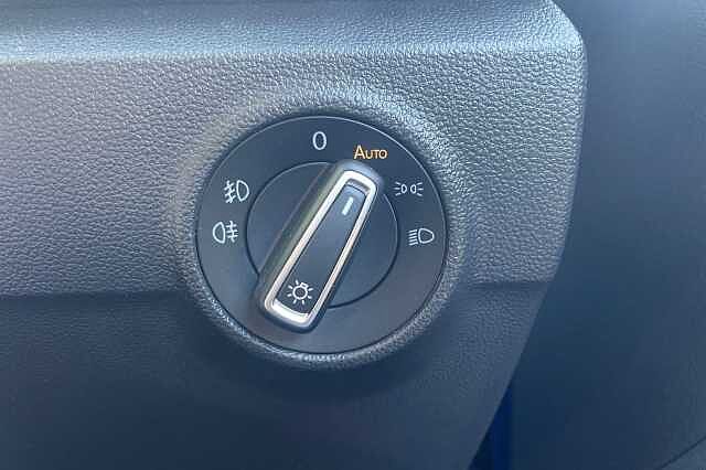 Used Volkswagen T-Roc 2021 for sale - 76211458: Photo 28