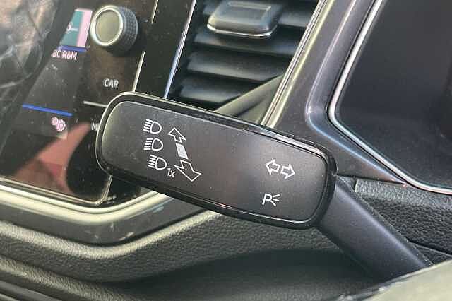 Used Volkswagen T-Roc 2021 for sale - 76211458: Photo 30