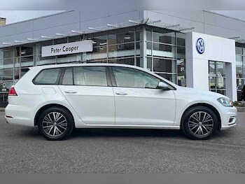 Used Volkswagen Golf 2018 for sale - 76093330: Photo 4