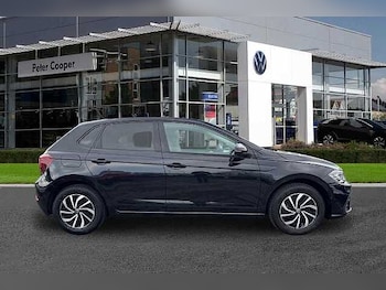 Used Volkswagen Polo 2023 for sale - 77743425: Photo