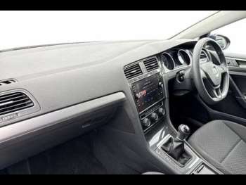 Used Volkswagen Golf 2018 for sale - 75308344: Photo