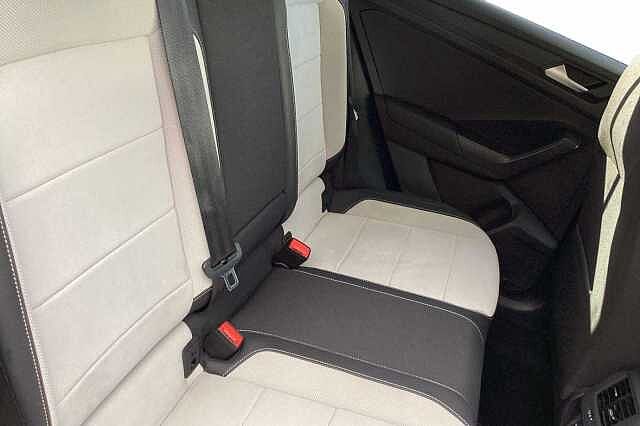 Used Volkswagen T-Roc 2022 for sale - 76387040: Photo 8