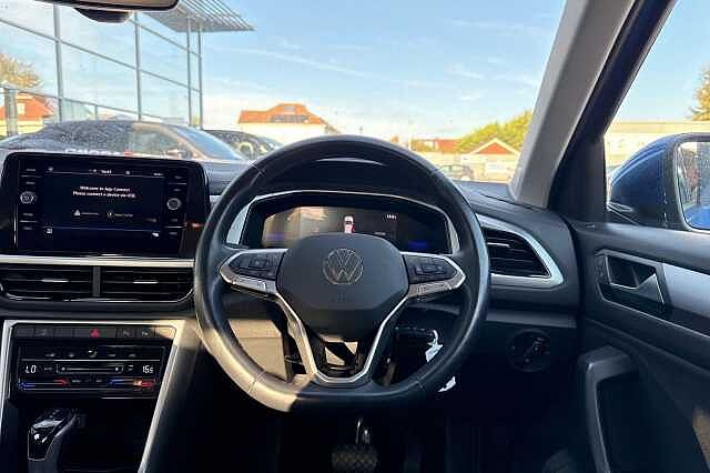 Used Volkswagen T-Roc 2023 for sale - 75999298: Photo 14