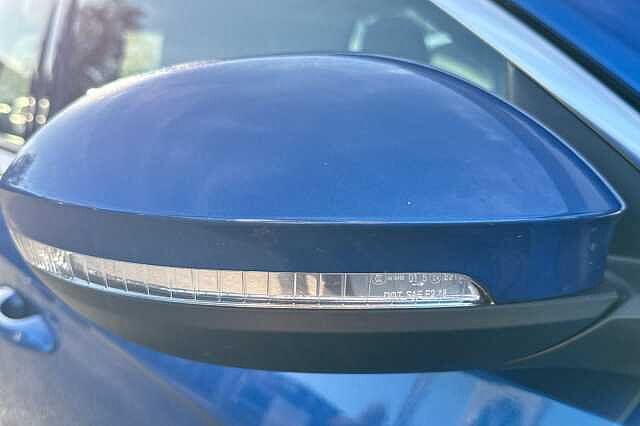 Used Volkswagen T-Roc 2023 for sale - 75999298: Photo 23