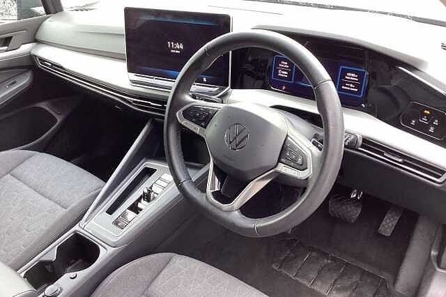 Used Volkswagen Golf 2025 for sale - 77251014: Photo 6