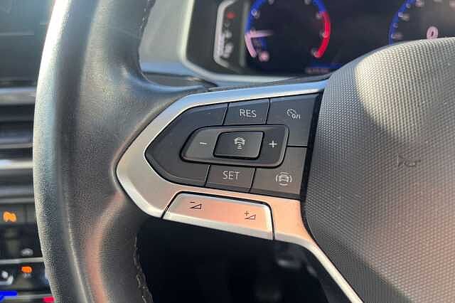 Used Volkswagen T-Roc 2022 for sale - 75919035: Photo 15