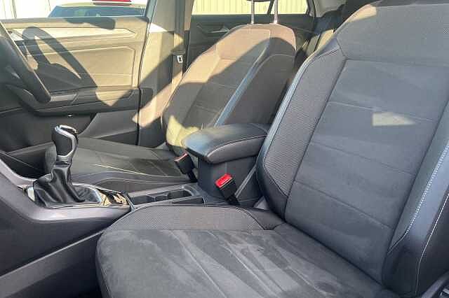 Used Volkswagen T-Roc 2022 for sale - 75919035: Photo 25