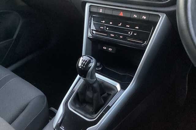 Used Volkswagen T-Roc 2022 for sale - 76878041: Photo 19