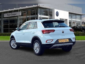 Used Volkswagen T-Roc 2022 for sale - 76878041: Photo