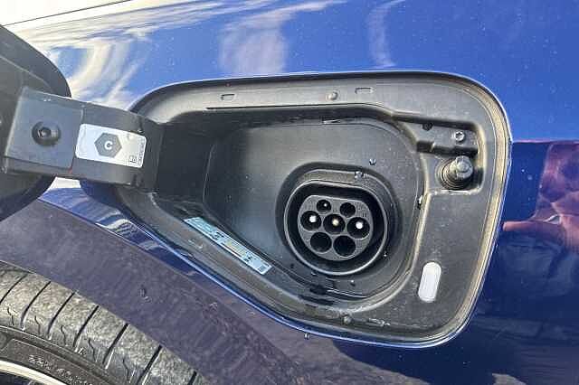 Used Volkswagen Golf 2023 for sale - 76346679: Photo 32