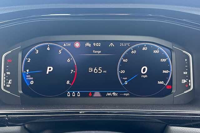 Used Volkswagen T-Roc 2025 for sale - 77822023: Photo 17