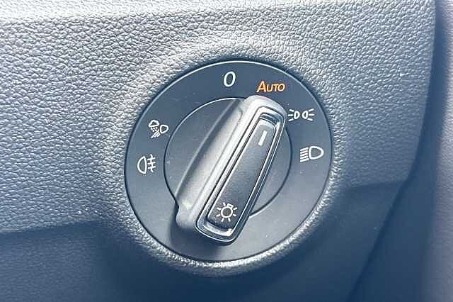 Used Volkswagen T-Roc 2025 for sale - 77822023: Photo 29