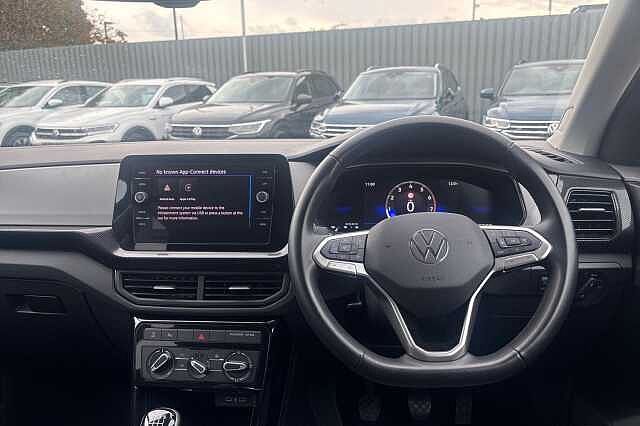 Used Volkswagen T-Cross 2024 for sale - 76040453: Photo 14